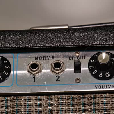 Fender Bantam Bass-Amp - 2-Channel 30-Watt 1x15" Guitar Combo 1969 - 1971 - Silverface image 6