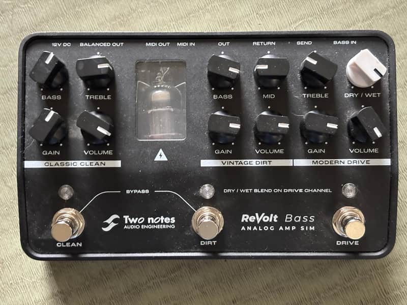 Two Notes ReVolt Bass