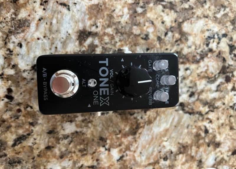 IK Multimedia ToneX One