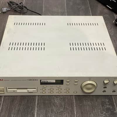 Akai S2000 Midi Stéreo Digital Sampler image 2