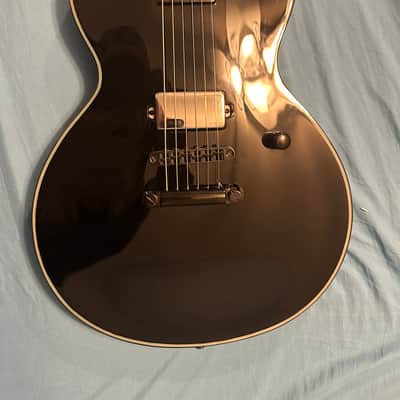 ESP LTD EC-201 - Black Gloss - EMG 81 image 3
