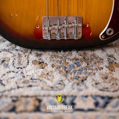 Fender Precision Bass 1969 - Sunburst image 3