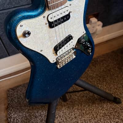 Squier Paranormal Super-Sonic 2020 - Ice Blue Metallic image 2