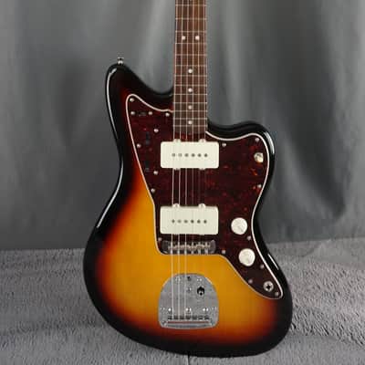 Fender Traditional II 60s Jazzmaster 2022 - 3-Color Sunburst - Japan image 2