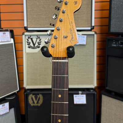 Fender "Stratocaster Vintera III" early '60s, Black - Open Box image 5