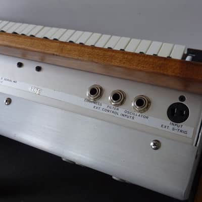 Moog Minimoog Model D 1975 - Serviced - Superb image 17