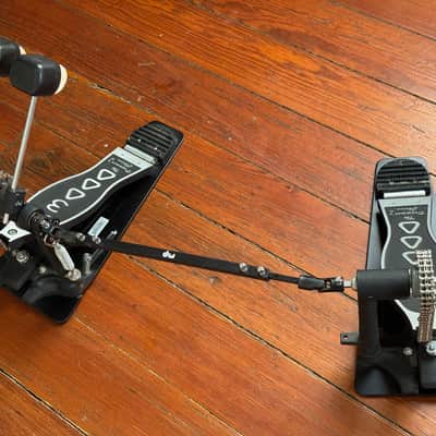 DW 3000 Series Double Bass Drum Pedal Like New image 2