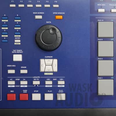 Akai MPC 2000 XL / Blue / Serviced / 32MB / Cardreader image 5