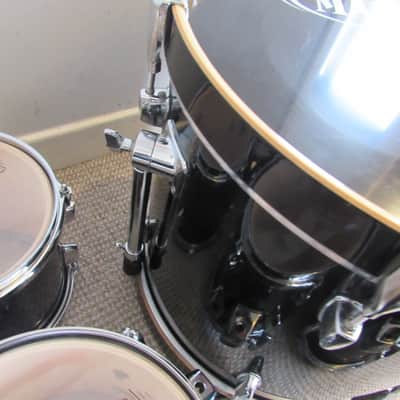 Mapex V Series Black Drum Kit with Hadware Jazz/Child/Portable -18" BD, 8"+10" TT, 12"+14" FT, 12"SN image 14