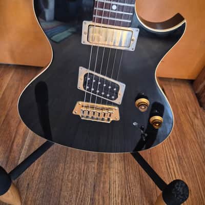 Gibson Nighthawk-SP2-Special -1994 - Ebony Black and Gold image 2