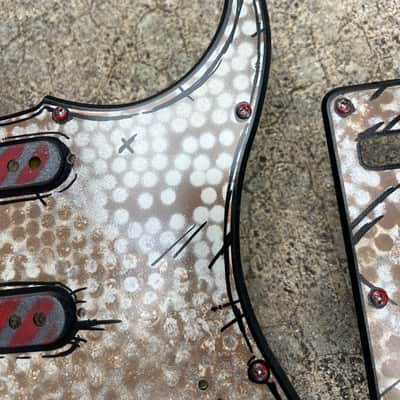 🎨 Custom Hand-Painted Stratocaster Pickguard Set (SSS) + Backplate — Rusted Relic Red-Core Design — 48/50/52mm Spacing image 7