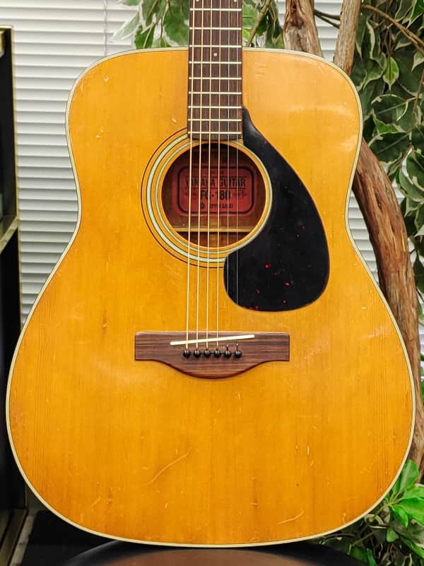 Yamaha FG-180 Jumbo Dreadnought Natural | Reverb Canada