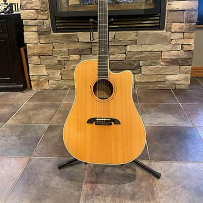 K. YAIRI Masterworks DYM95C - Solid Sitka Spruce/Solid Indian Rosewood with Ebony features image 6