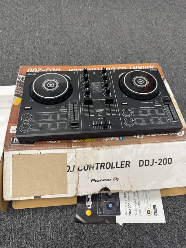 Pioneer DDJ-200 2-Channel WeDJ Smart DJ Controller