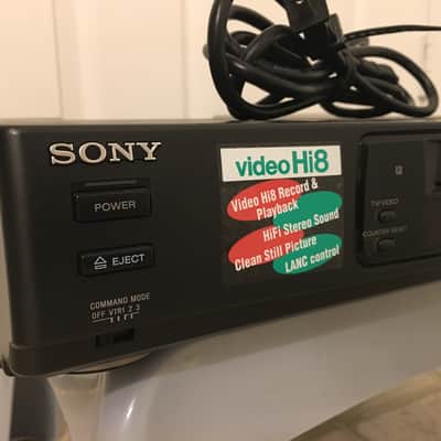 EV-C200 Hi8 Video Tape Recorder image 3