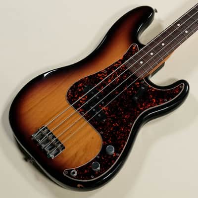 Fender American Vintage '62 Precision Bass 1990s | Reverb Canada