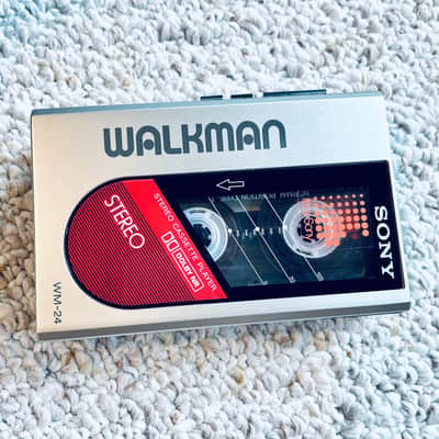 [ULTRA RARE]SONY WM-24 Walkman Cassette Player ! Vintage Model 1985 ! New Old Stock ! image 8