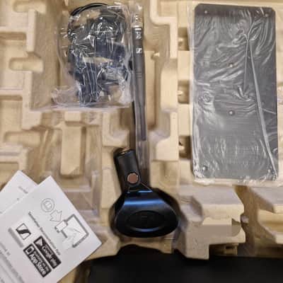Sennheiser EM 100 G4 Wireless Receiver 1G8 band 1785 - 1800 MHz image 4
