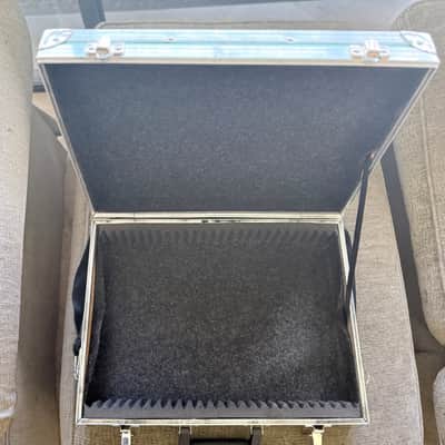 Road Cases ATA Style flight briefcase 2020 - Green image 4