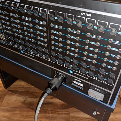 API 1608 - 16 Channel Console image 8