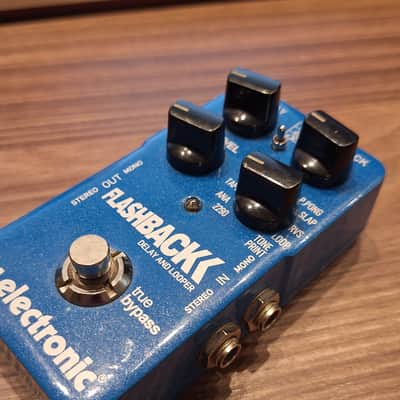 TC Electronic Flashback Delay & Looper 2014 - 2017 - Blue image 4