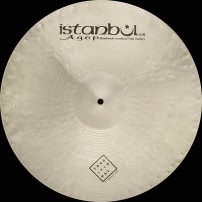 Istanbul Agop Traditional 17" Medium Crash 1200 g image 1
