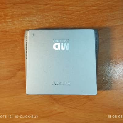 Sony MZ E75 1999 - Sony Walkman portable mini disc player MZ E75 silver working image 1