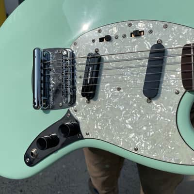 Fender Jagstang 2023 Surf Green Imron Mustang Jaguar Kurt Cobain image 5