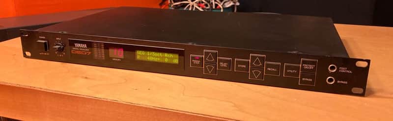 Yamaha DEQ 7 1987 Vintage Digital Equalizer image 1