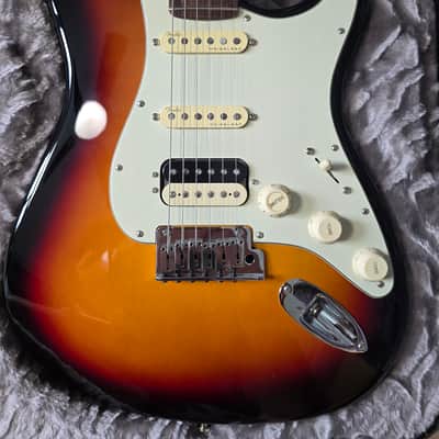 Fender American Ultra Stratocaster HSS with Rosewood Fretboard 2019 - Present - Ultraburst image 1