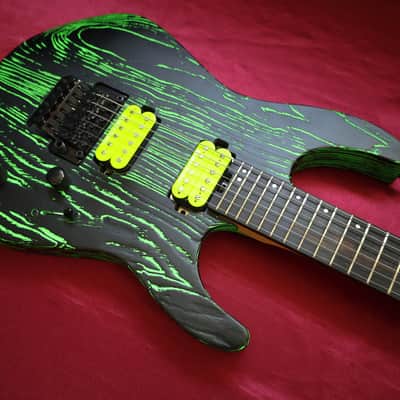 Jackson Pro Series DK2 Ash Dinky 2020 - Present - Green Glow image 3
