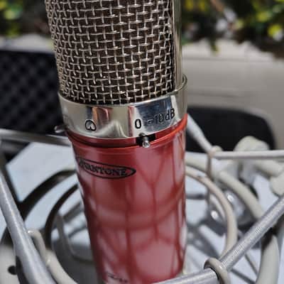 Avantone CK‑6 Classic Condenser Microphone – Red/Chrome – Shock Mount + Hard Case imagen 4