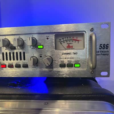 dbx 586 2-Channel Vaccuum Tube Preamplifier - Silver image 4