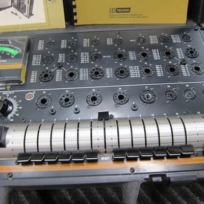 B&K 747 Tube Tester, Top Line Manuals, Mutual Conductance, USA,  NICE Black image 3