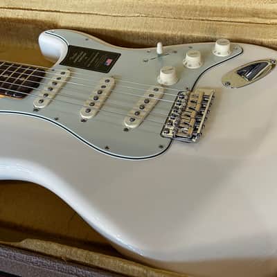 Fender American Vintage II 1961 Stratocaster  - Olympic White /8lbs. 0.2oz. #V2439455 image 11