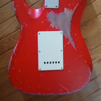 KGD Relic strat - Bright red relic image 7