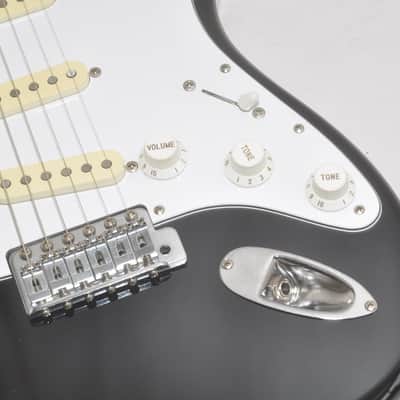 Fender Stratocaster K008976 Electric Guitar Ref No 7577 image 3