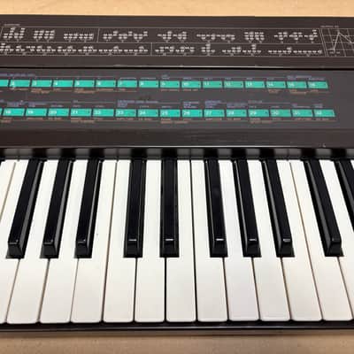 Yamaha DX7 Programmable Algorithm Synthesizer 1983 - 1987 - Black image 8