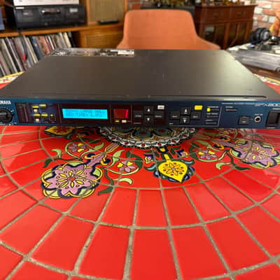 Yamaha SPX2000 Professional Multi-Effect Processor 2010s - Blue image 2