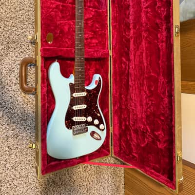 Squier Classic vibe 60’s Stratocaster 2022 - Sonic blue image 5