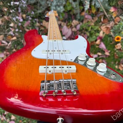 1978 Fender Jazz Bass - Cherry Burst - Dots & Binding - OHSC image 11