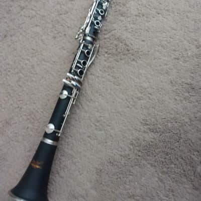 Jean Paul USA CL-300 Student Bb Clarinet with Contoured Case - Black image 2