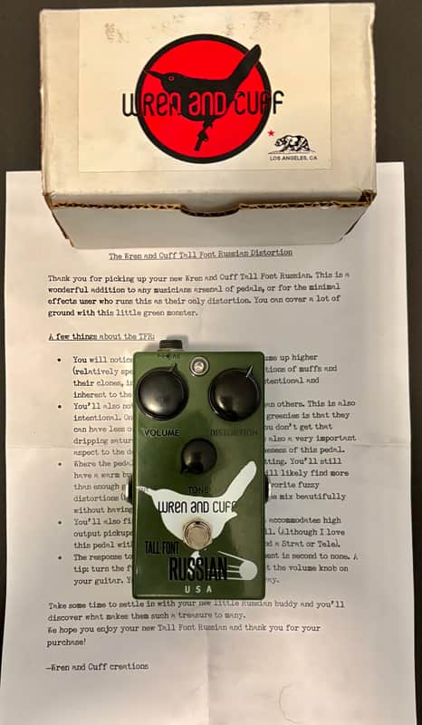 Wren and Cuff Tall Font Russian