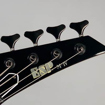 ESP M-IV Fretless Bass 1980's Black/White Crackle image 3