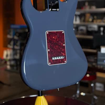 Fender American Professional Classic Stratocaster HSS 2025 - Present - Faded Black image 2