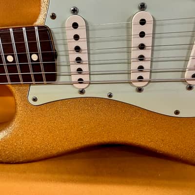 Fender 1964 Stratocaster Master Design Masterbuilt Greg Fessler 2006 - Gold Sparkle image 8