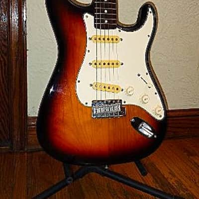 RARE 2009 Momose Sonix Custom Craft Guitar ST-62 3TS <> FLAME Maple Neck <> Bacchus Deviser <> Custom Shop Level Quality <> Momose Stratocaster Tweed Case <> 100% Original image 6