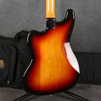 Fender Bass VI - Made in Japan - 3 Tone Sunburst - 2nd Hand image 6