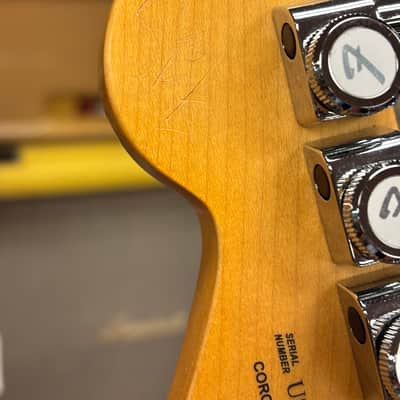 2021 Fender American Ultra Stratocaster HSS with Maple Fretboard Texas Tea image 25