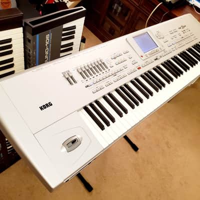 MUST SEE!!! KORG PA1X PRO 76 IN FACTORY BOX! FULLY SERVICED IN AMAZING CONDITION! image 10